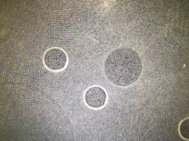 激光熔邊 為什么透明塑料使用激光焊接機(jī)容易產(chǎn)生火花甚至是燒玻璃的情況(圖2)